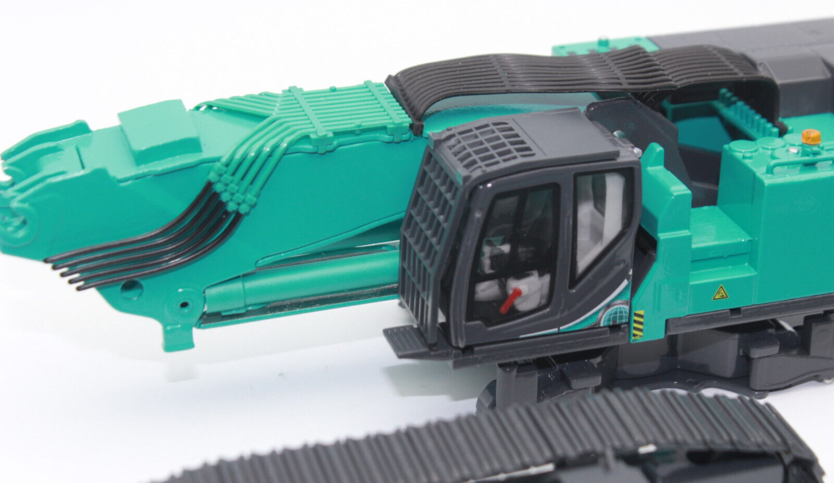 Kobelco SK1300DLC-10 Demolition excavator w 40m Extension
