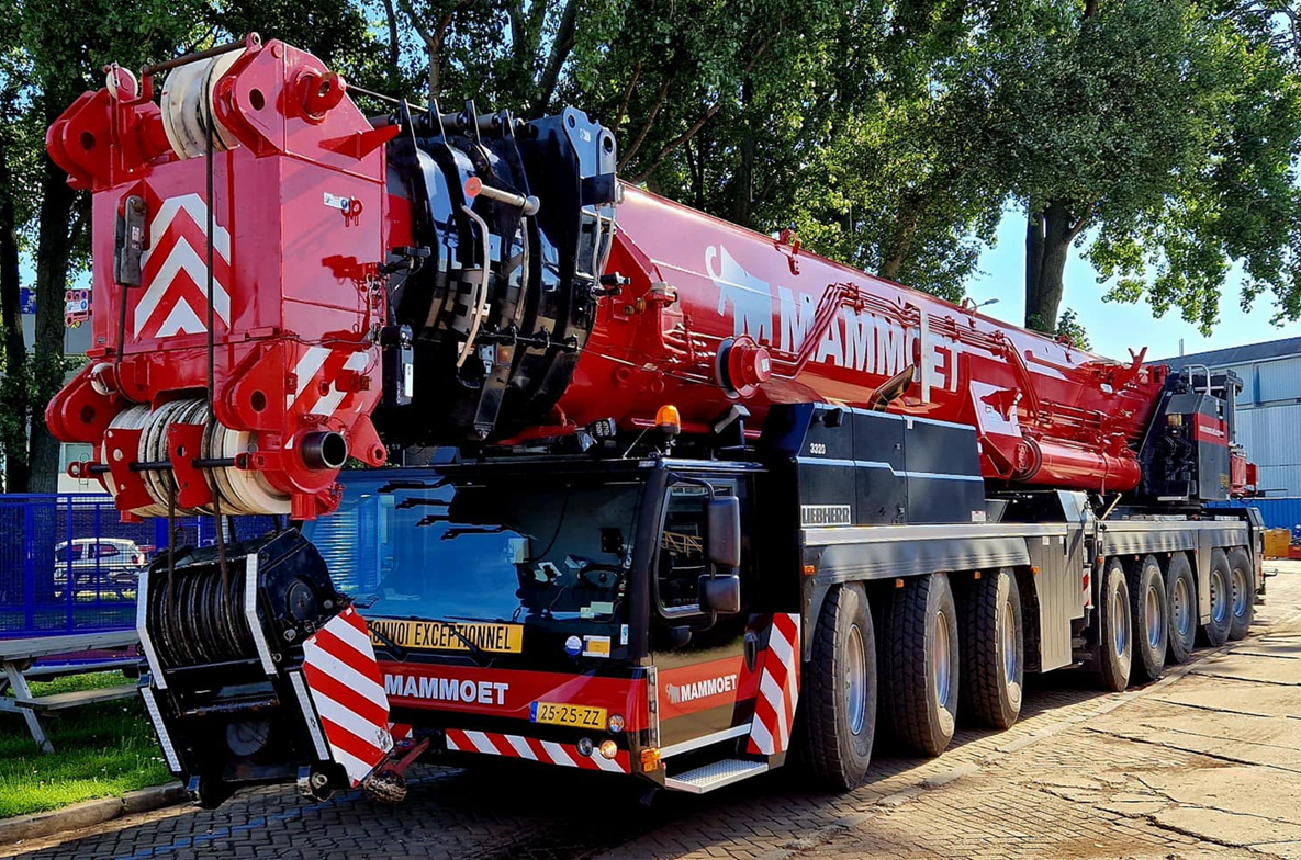入手困難レアWSI MAMMOET リープヘル LTM1650 未使用　クレーン Amazon | WSI MODELS 1/50 MAMMOET マムート LIEBHERR リープヘル LTM