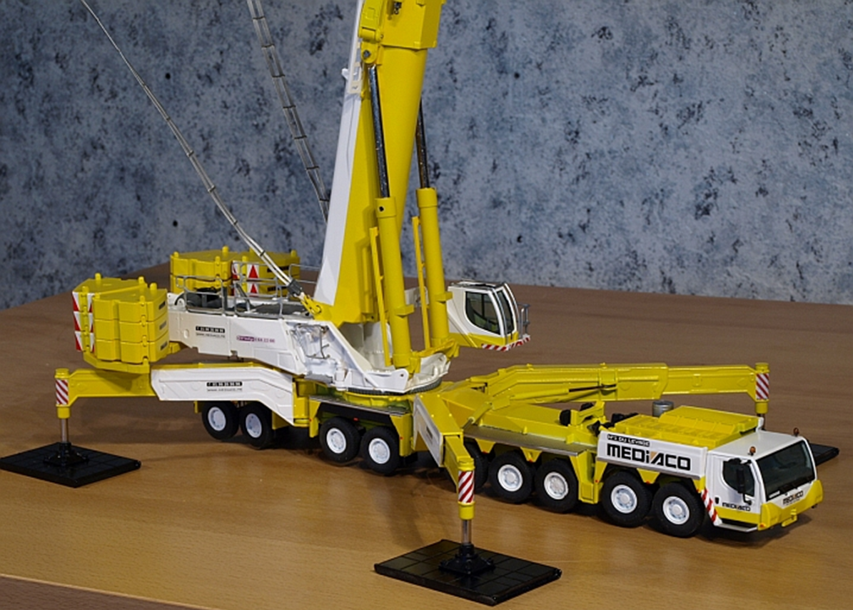 1/50 NZG MEDIACO LIEBHERR LTM 11200 Heavy Lift Mobile Crane – True 1/50 NZG MEDIACO LIEBHERR LTM 11200 Heavy Lift Mobile Crane – True